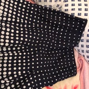 Simple but very cute skirt.